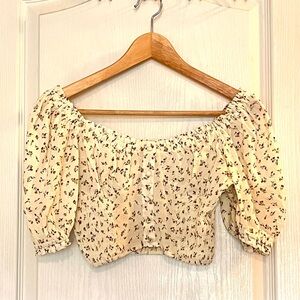 Princess Polly Told You So Ditsy Floral Puff Sleeve Smocked Crop Top Size 4